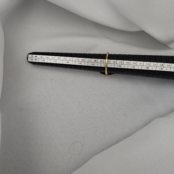 Sarah Coventry Gold Ring with Green Stone - Picture 7 of 7